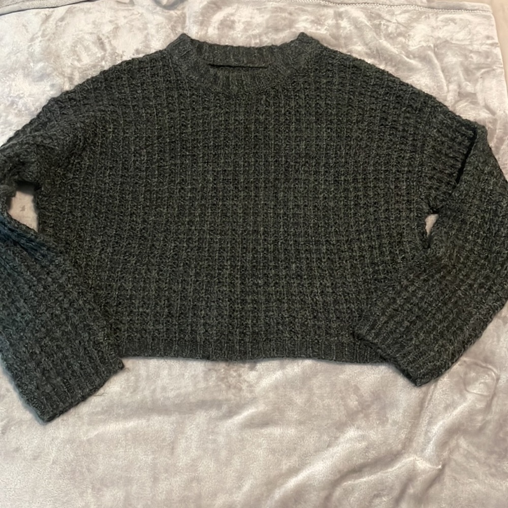Grey sweater